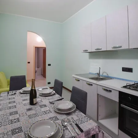 Apartmán In With Wifi Palmi